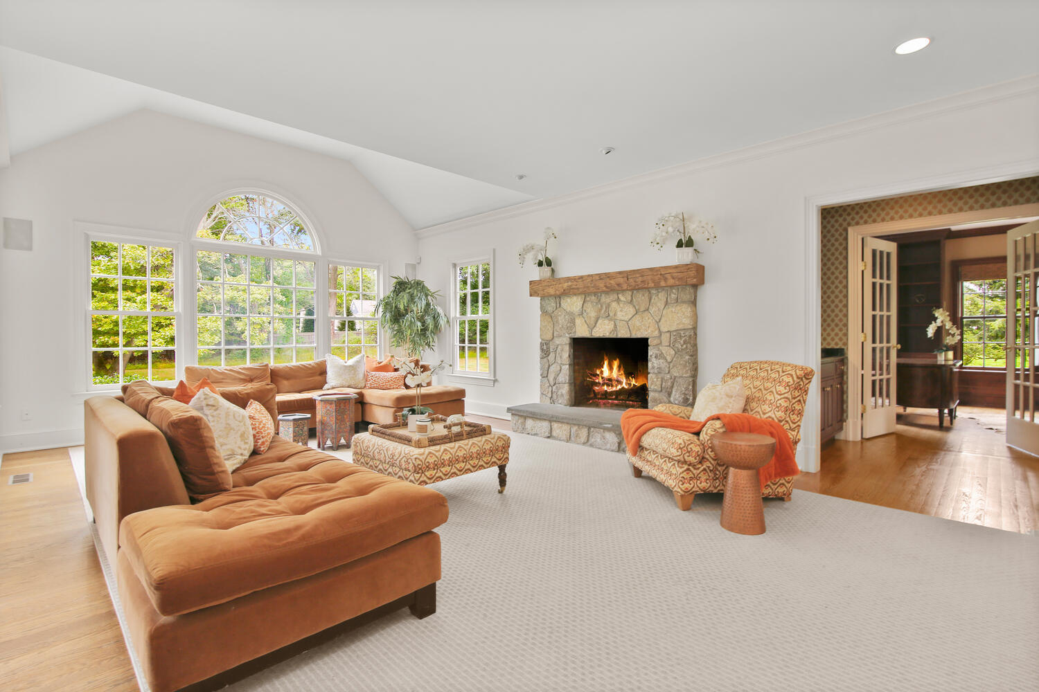 883 Valley Road New Canaan, CT 06840 - Photo 22 of 46 883 Valley Rd New Canaan CT-large-020-02