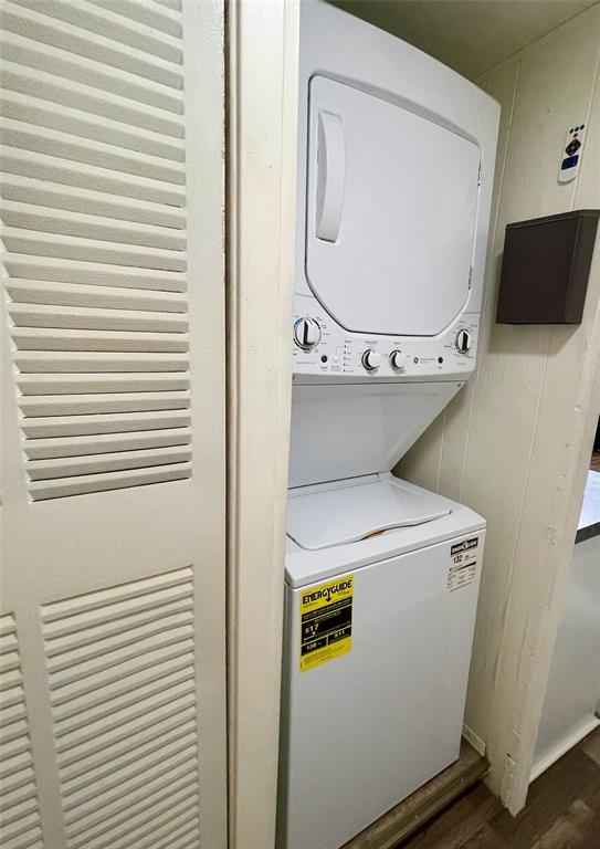 2334 San Bar Road, Unit 104 Graford, TX 76449 - Photo 15 of 31 Stackable washer & dryer for space saving convenience