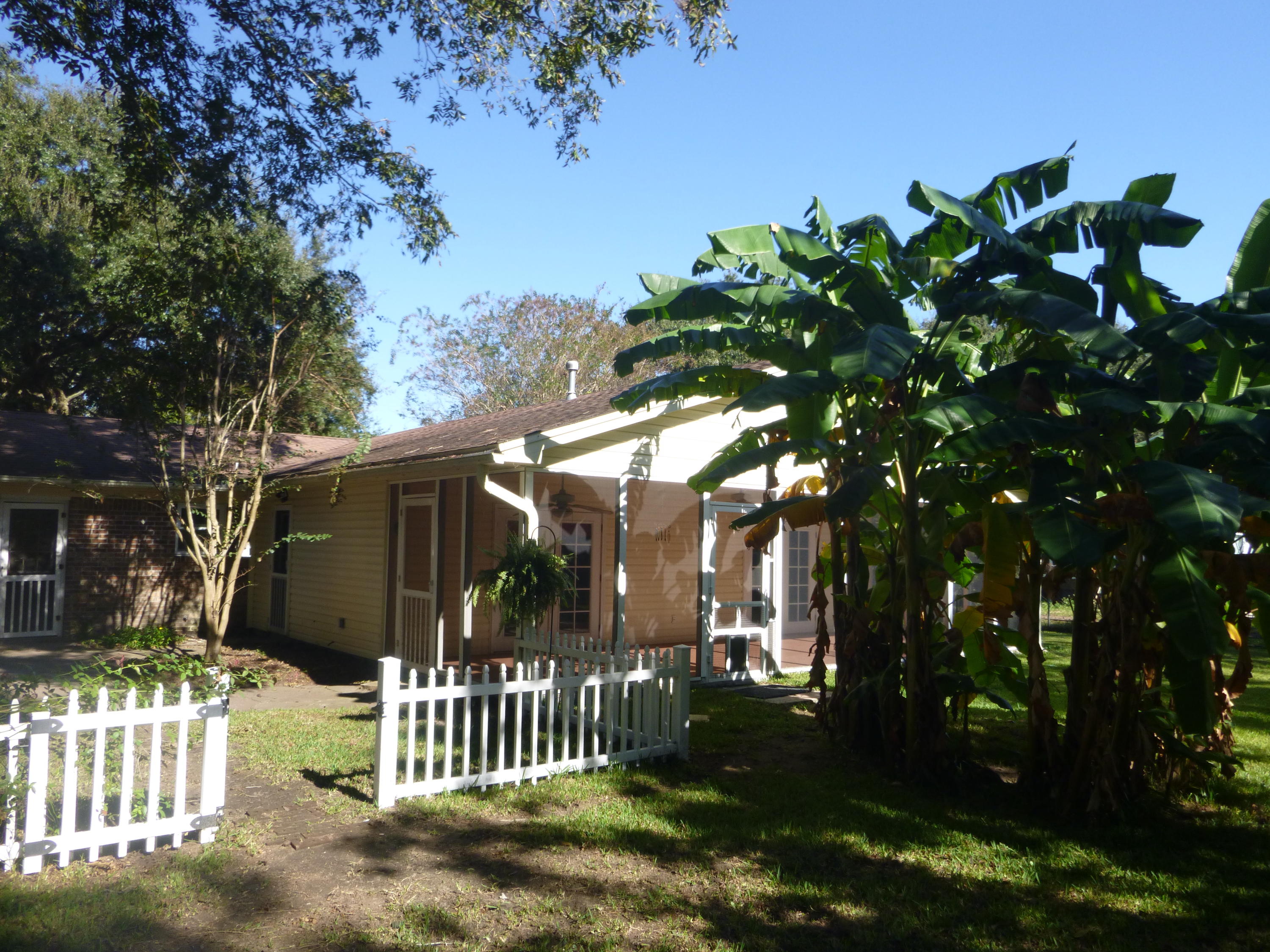 1297 Fort Lamar Road Charleston, SC 29412 - Photo 17 of 22 ftlamaryard