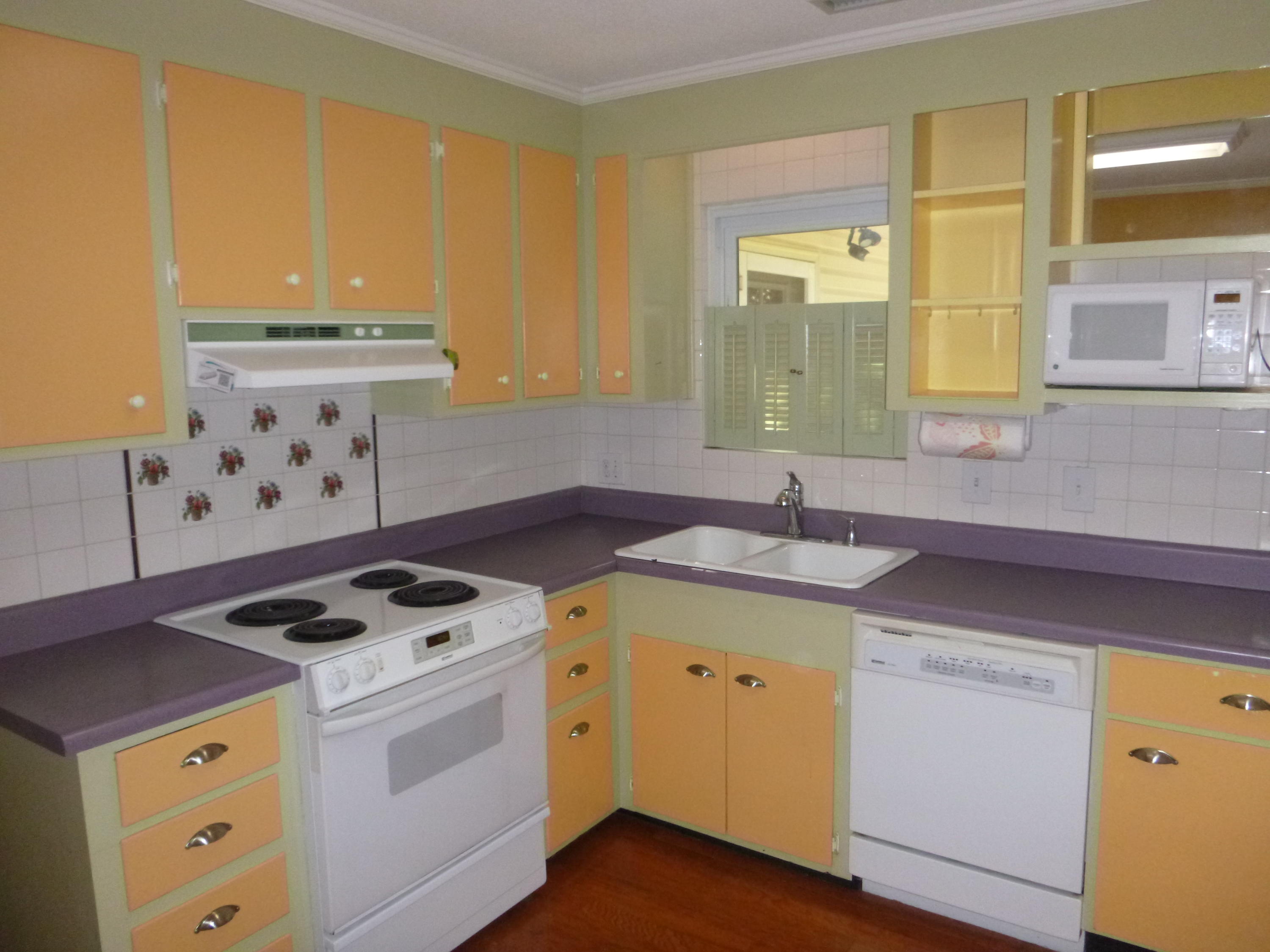 1297 Fort Lamar Road Charleston, SC 29412 - Photo 8 of 22 ftlamarkitchen