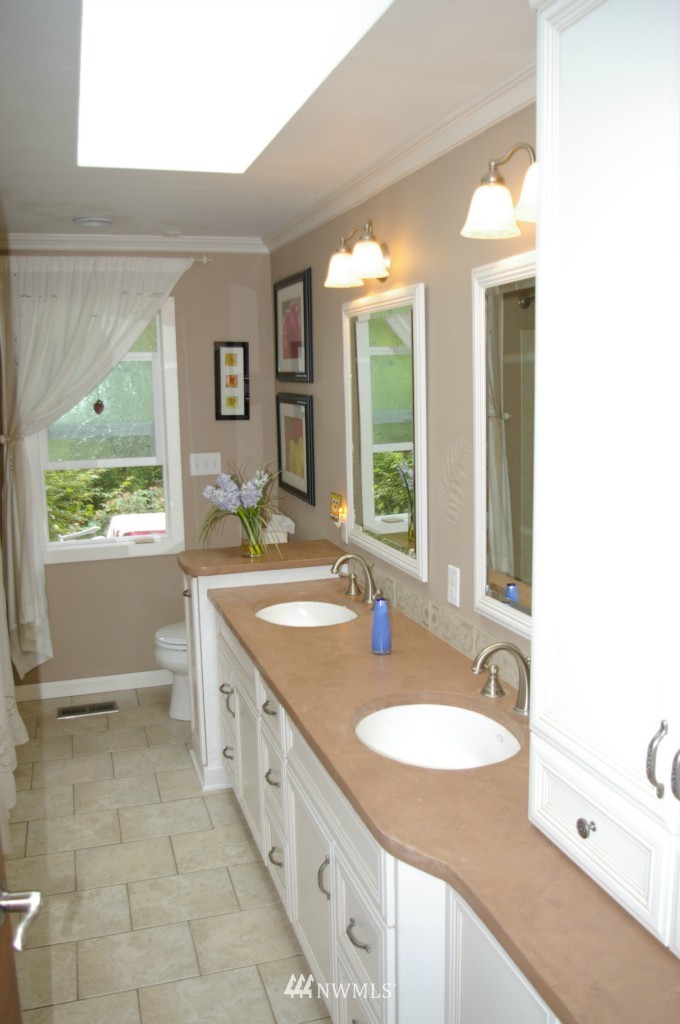 5637 Libby Road Northeast Olympia, WA 98506 - Photo 14 of 24 Gallery Image 14