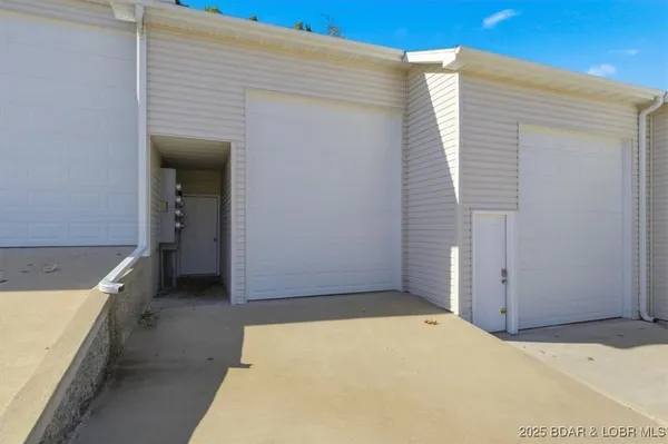 $460,000 | 5202 Little Ship Street, Osage Beach, MO 65065