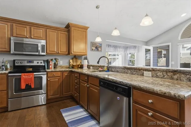 $499,900 | 5202 Little Ship Street, Osage Beach, MO 65065