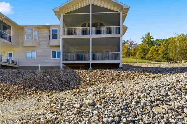 $460,000 | 5202 Little Ship Street, Osage Beach, MO 65065