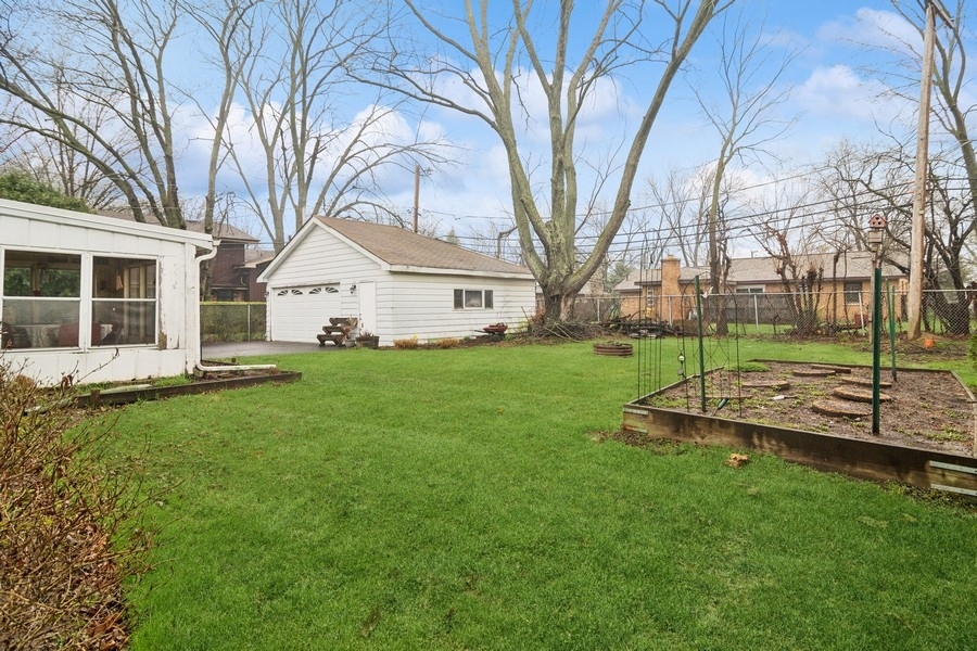 16W360 94th Place Burr Ridge, IL 60527 - Photo 21 of 24 Gallery Image 21