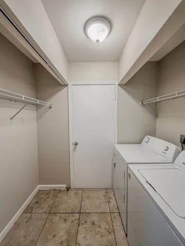 $2,625 | 1913 North Congress Avenue, West Palm Beach, FL 33401