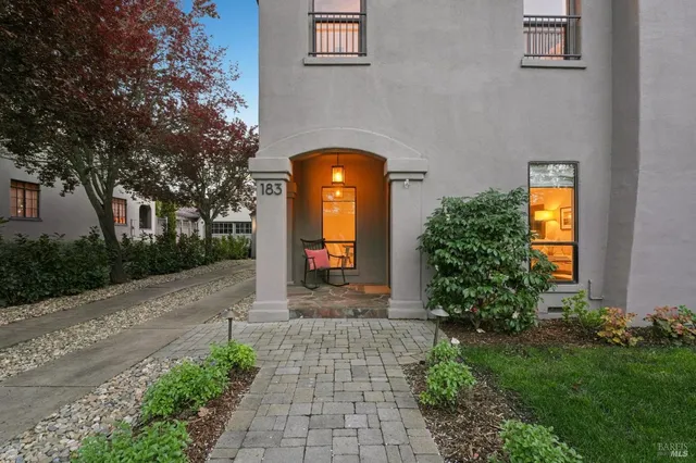 $2,595,000 | 183 France Street, Sonoma, CA 95476