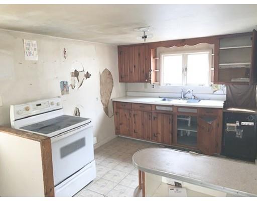 29 Roy Road Charlton, MA 01507 - Photo 6 of 25 Gallery Image 6