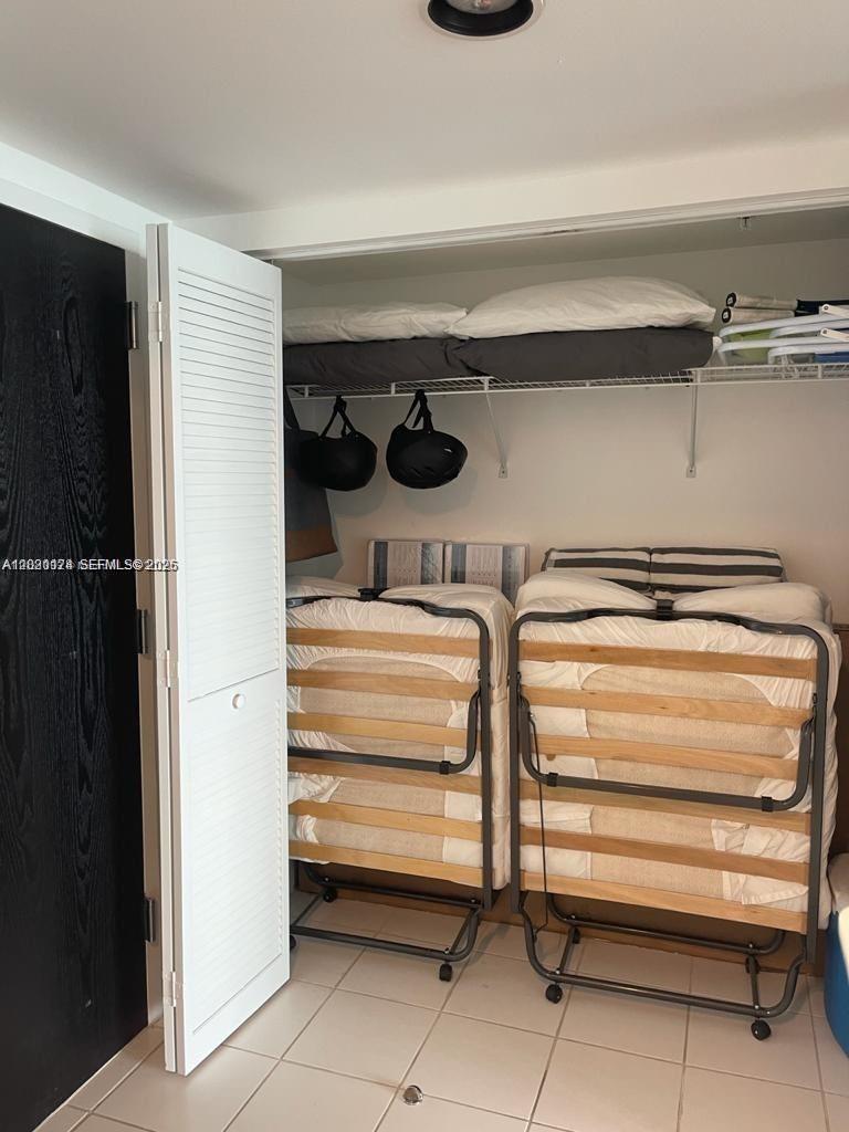 90 Alton Road, Unit 908 Miami Beach, FL 33139 - Photo 8 of 16