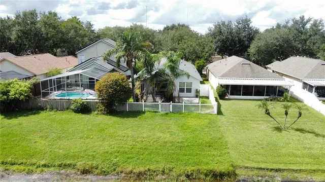 $2,175 | 5722 Tanagerlake Road, Lithia, FL 33547