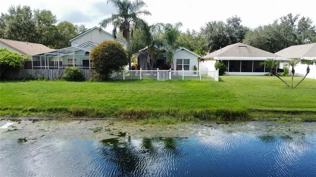 $2,175 | 5722 Tanagerlake Road, Lithia, FL 33547