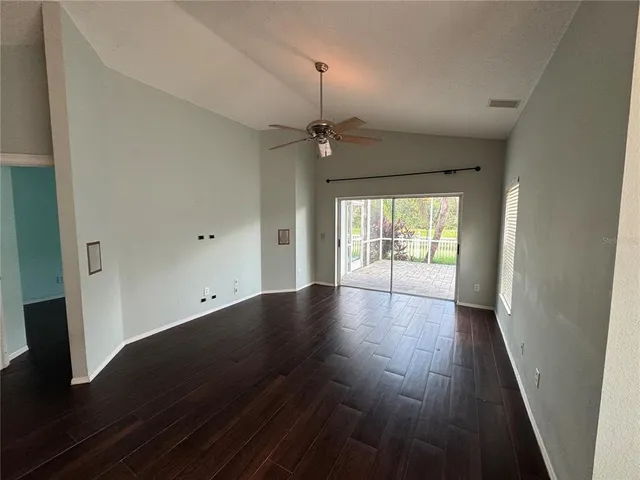 $2,175 | 5722 Tanagerlake Road, Lithia, FL 33547