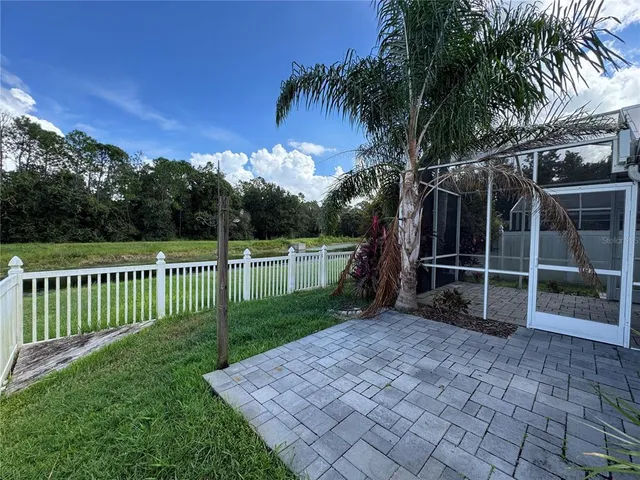 $2,175 | 5722 Tanagerlake Road, Lithia, FL 33547