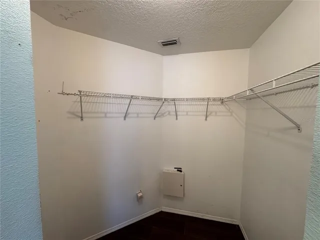 $2,175 | 5722 Tanagerlake Road, Lithia, FL 33547