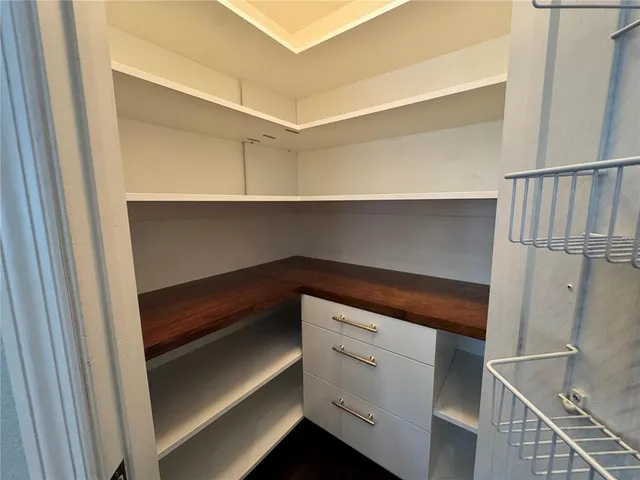 $2,175 | 5722 Tanagerlake Road, Lithia, FL 33547