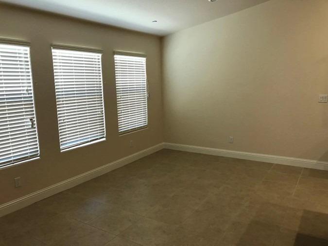 436 Cascade Way Madera, CA 93636 - Photo 6 of 37 Gallery Image 6