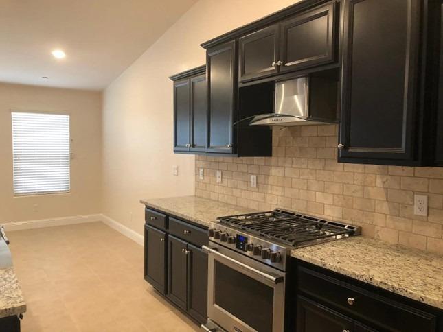 436 Cascade Way Madera, CA 93636 - Photo 9 of 37 Gallery Image 9