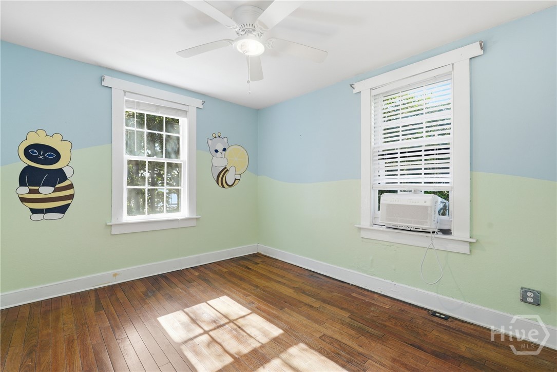 1014 Wilmington Island Road Savannah, GA 31410 - Photo 24 of 58 Upstairs bedroom