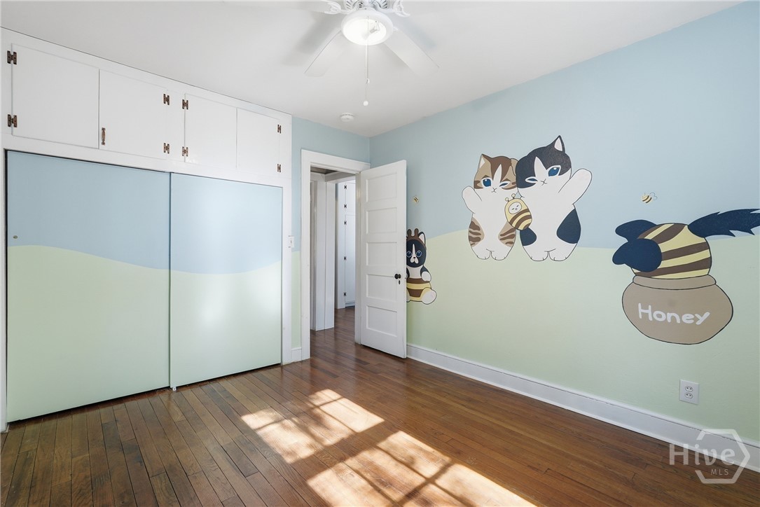 1014 Wilmington Island Road Savannah, GA 31410 - Photo 25 of 58 Upstairs bedroom