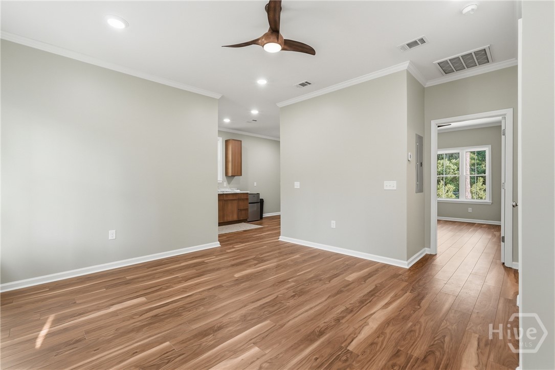 1014 Wilmington Island Road Savannah, GA 31410 - Photo 28 of 58 NEW GARAGE APT
Living room