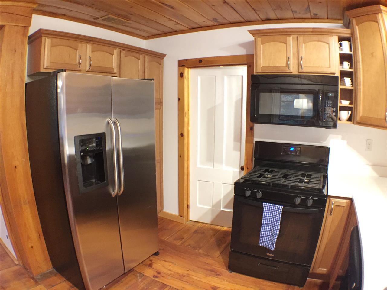 74 Sargent Road Sandown, NH 03873 - Photo 8 of 29 Gallery Image 8