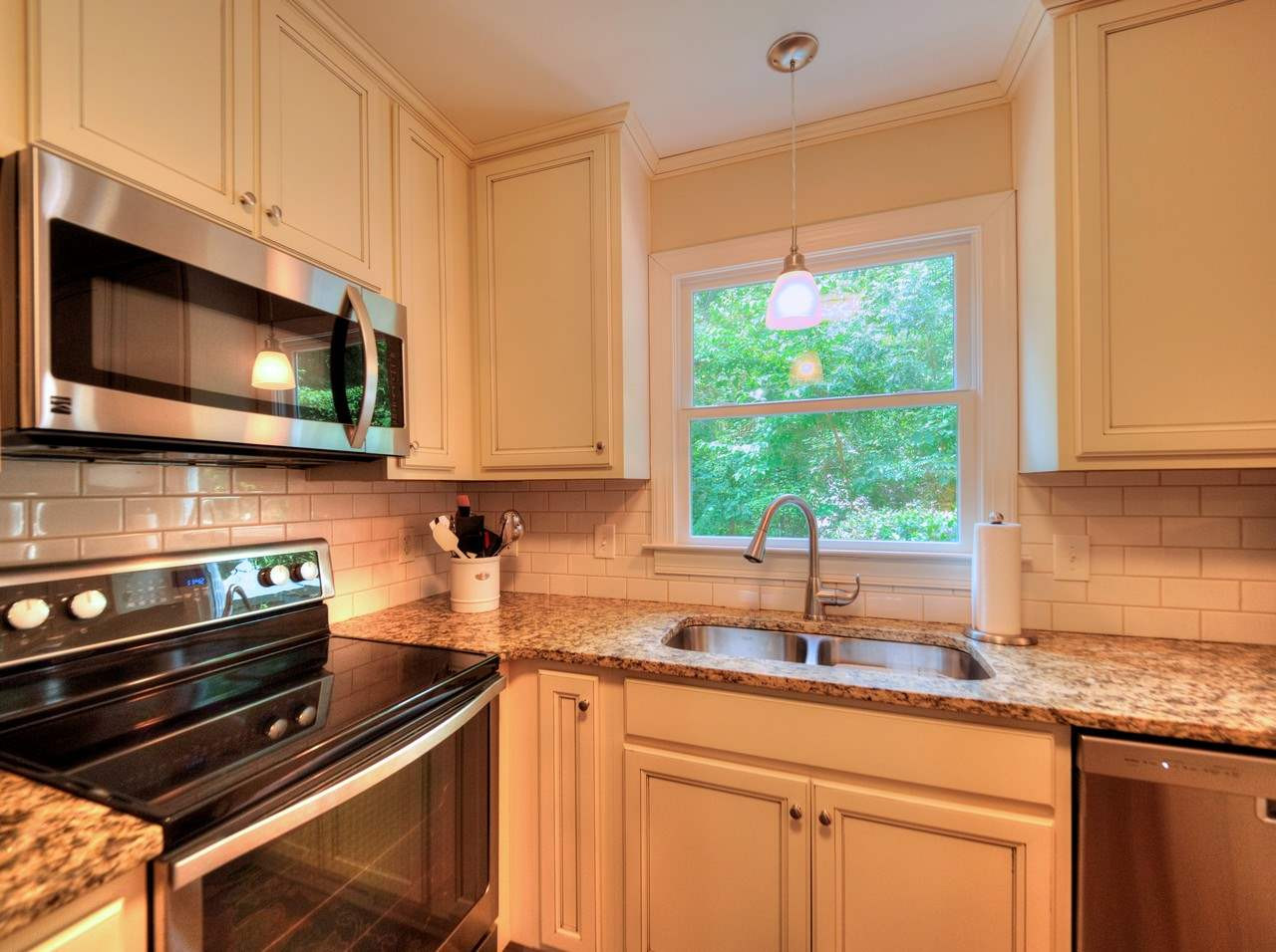 717 Van Thomas Drive Raleigh, NC 27615 - Photo 10 of 28 Photo 10