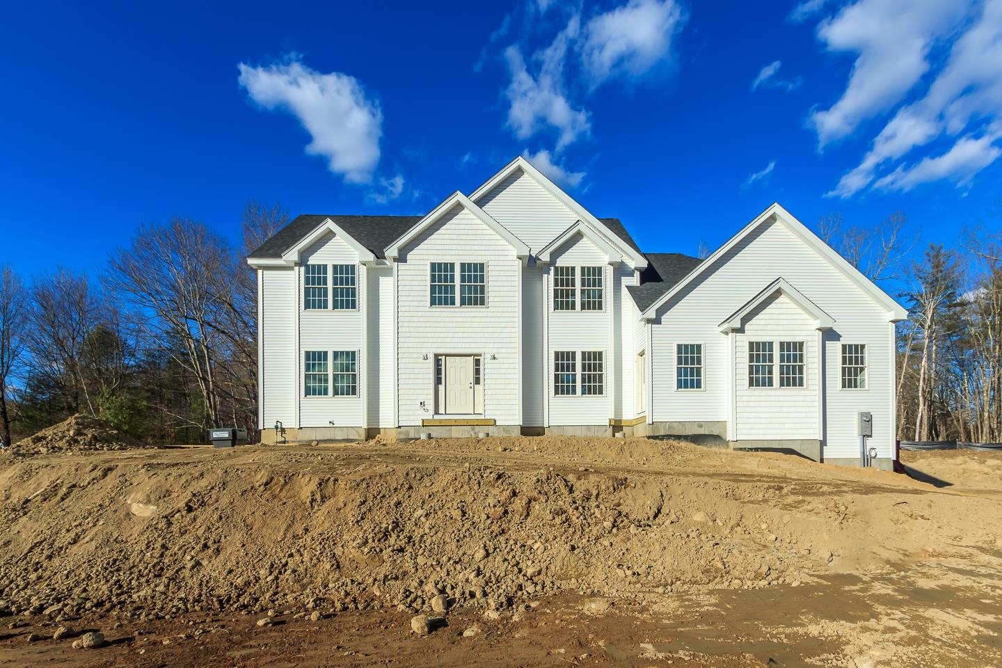 100 Wiley Hill Road Londonderry, NH 03053 - Photo 4 of 15 Gallery Image 4