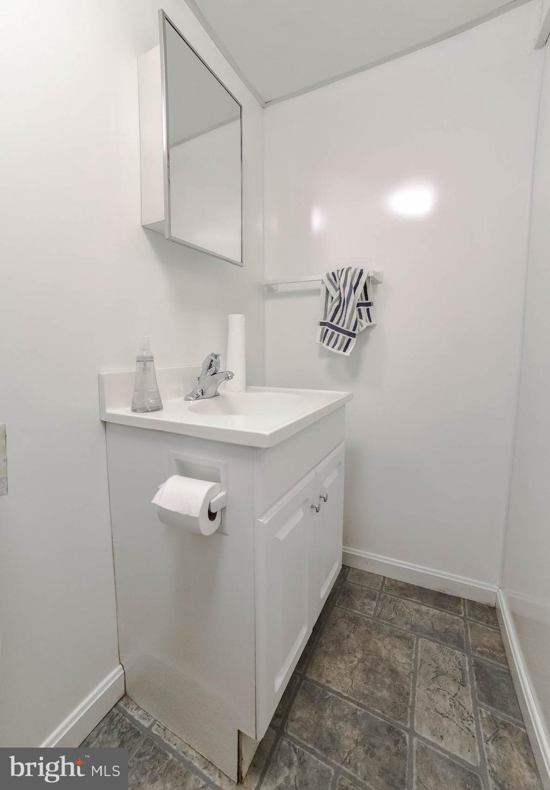 41318 Medleys Neck Road Leonardtown, MD 20650 - Photo 27 of 41 Bathroom #2