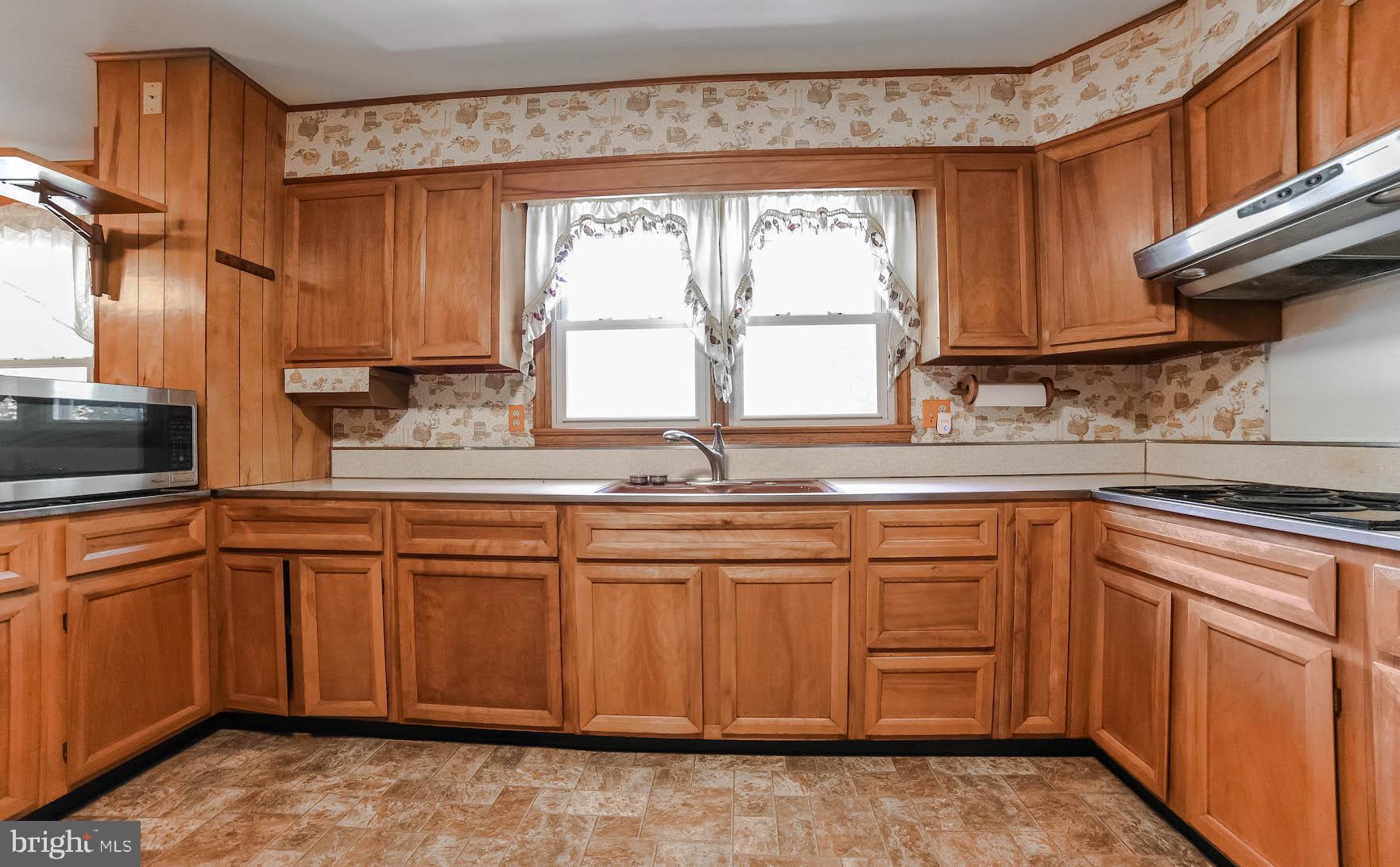 41318 Medleys Neck Road Leonardtown, MD 20650 - Photo 8 of 41 Kitchen