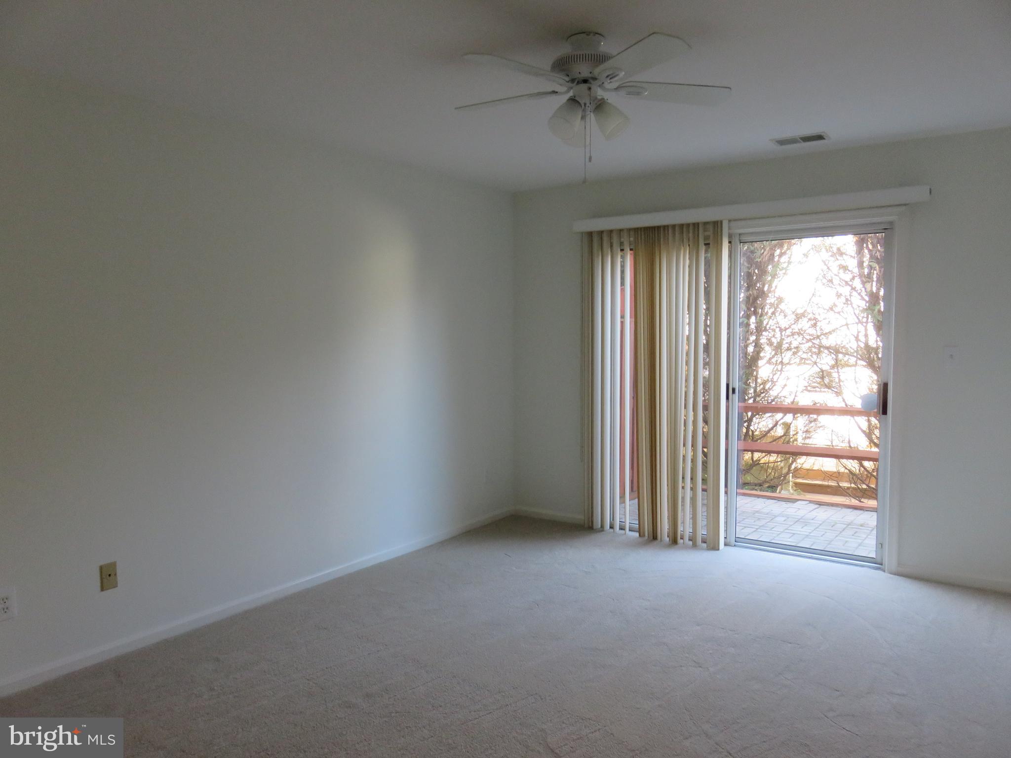 2620 Rigging Drive Annapolis, MD 21401 - Photo 12 of 32 Den to Patio with Electric Awning