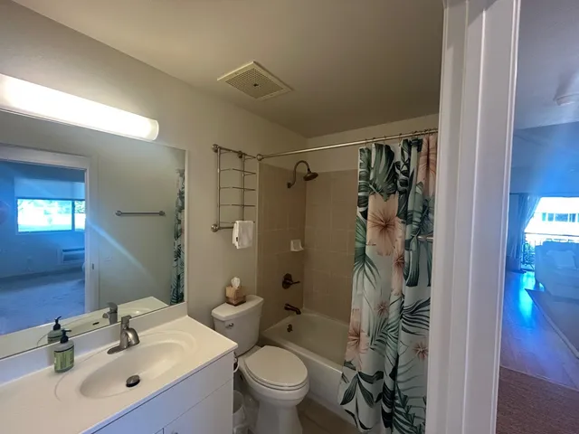 $4,300 | 46 Polohina Lane, Unit 5, Lahaina, HI 96761