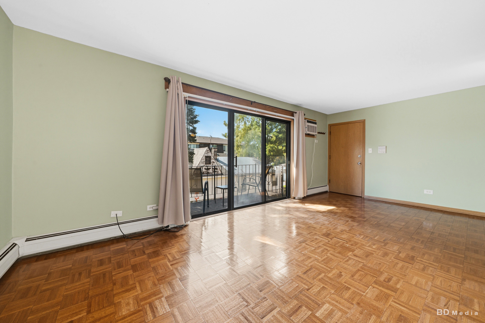 9814 Sayre Avenue, Unit 204 Chicago Ridge, IL 60415 - Photo 5 of 16 Gallery Image 5