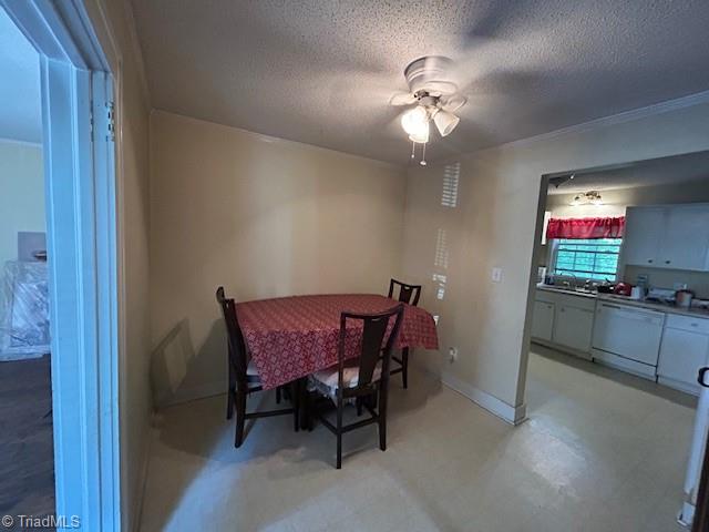 814 Pine Cir Drive High Point, NC 27265 - Photo 8 of 30