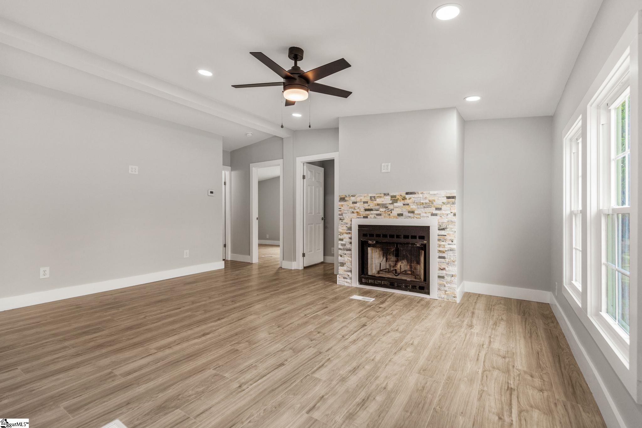 109 Meljo Drive Anderson, SC 29626 - Photo 2 of 38