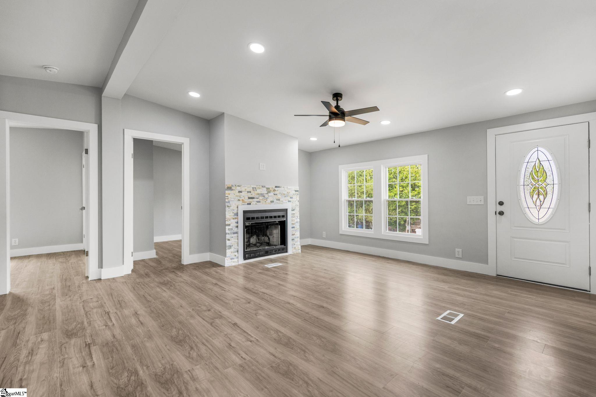 109 Meljo Drive Anderson, SC 29626 - Photo 3 of 38