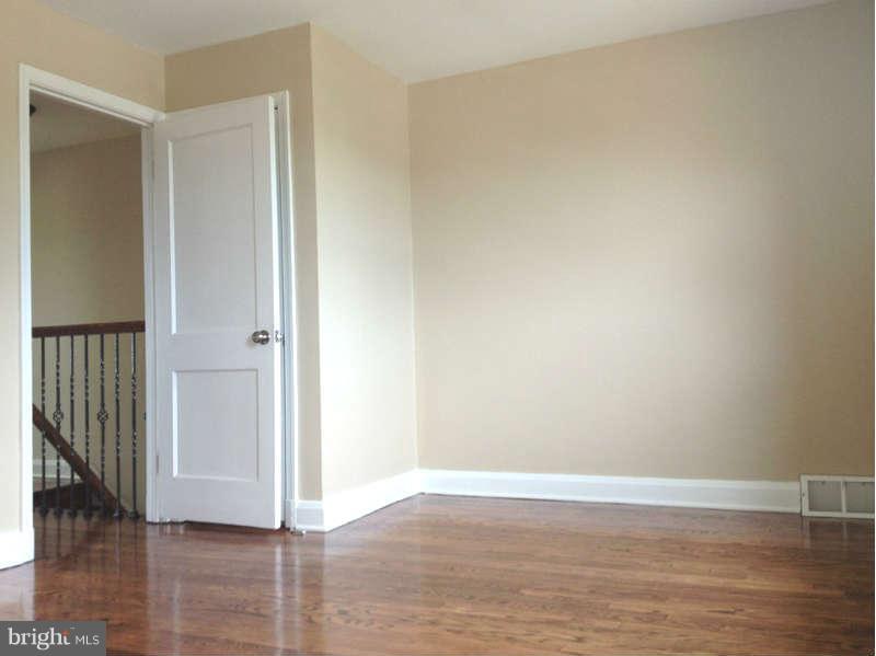 2746 Plainfield Road Baltimore, MD 21222 - Photo 14 of 23 Bedroom Master
