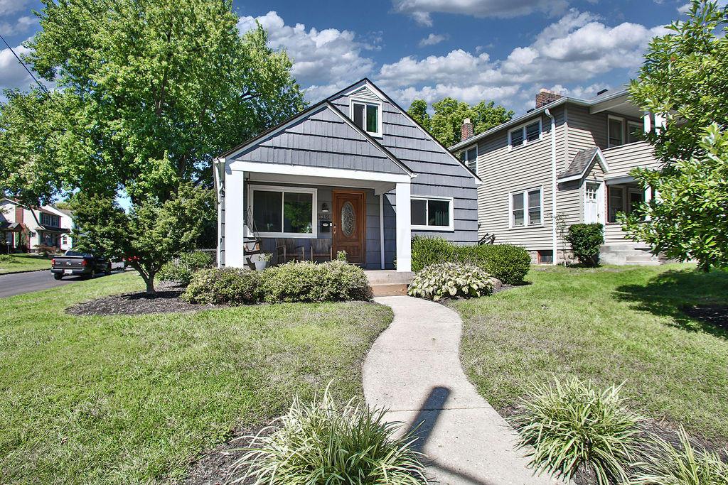 1391 Meadow Road Columbus, OH 43212 - Photo 1 of 26 Gallery Image 1