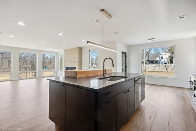 $1,599,000 | 1752 MacLean Court, Glenview, IL 60025