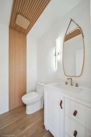 $1,599,000 | 1752 MacLean Court, Glenview, IL 60025