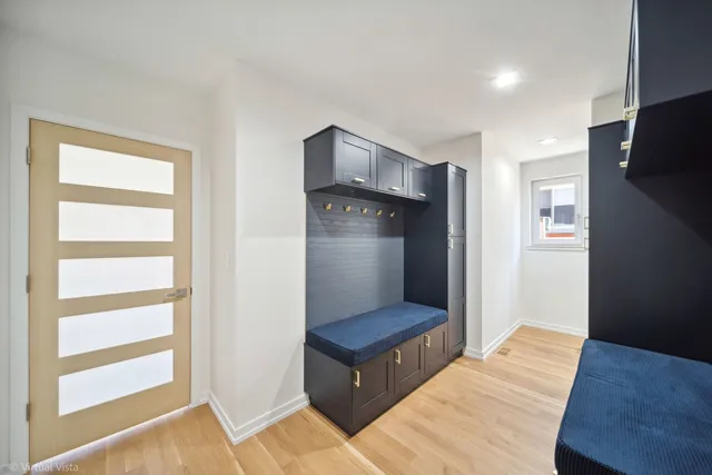 $1,599,000 | 1752 MacLean Court, Glenview, IL 60025