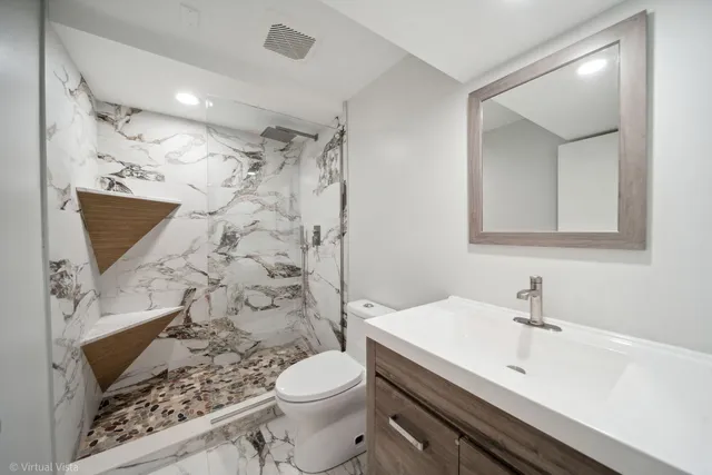 $1,599,000 | 1752 MacLean Court, Glenview, IL 60025