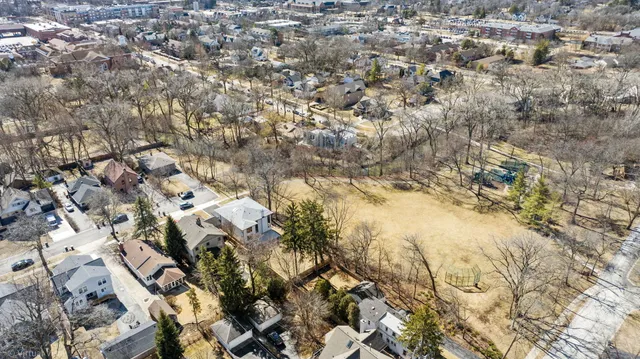 $1,599,000 | 1752 MacLean Court, Glenview, IL 60025