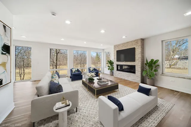 $1,599,000 | 1752 MacLean Court, Glenview, IL 60025