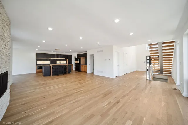 $1,599,000 | 1752 MacLean Court, Glenview, IL 60025