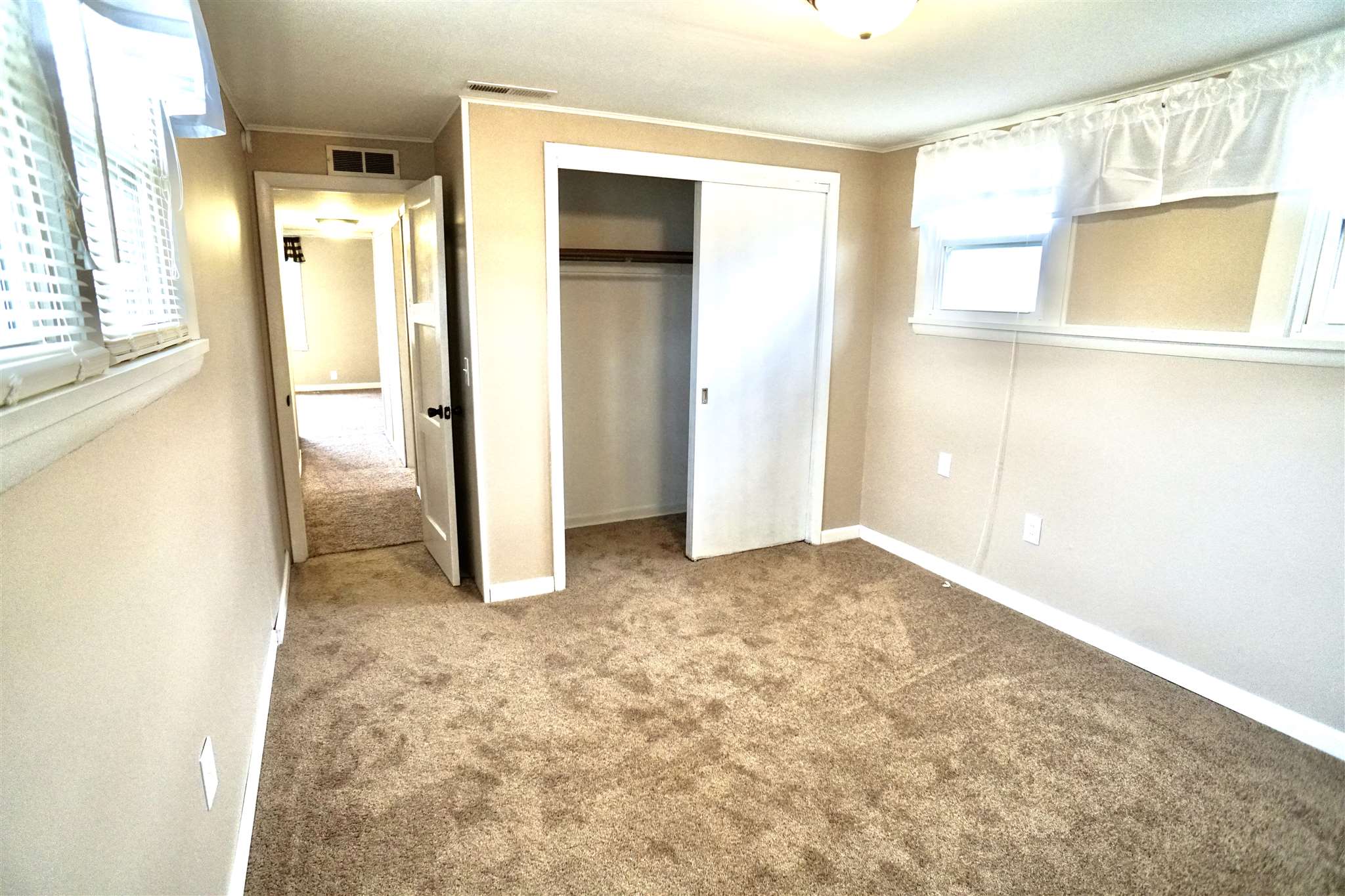 308 Davis Road Ossian, IN 46777 - Photo 11 of 29 Gallery Image 11