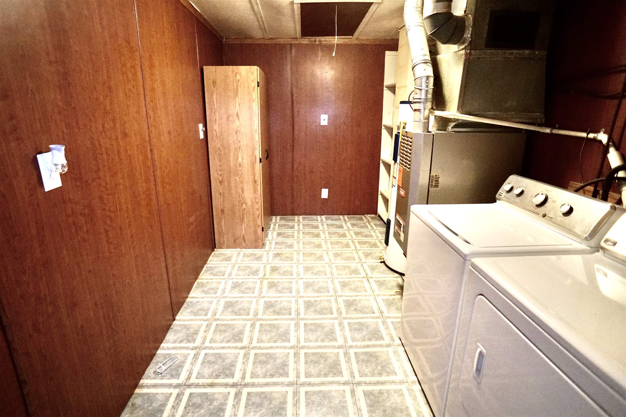 308 Davis Road Ossian, IN 46777 - Photo 18 of 29 Gallery Image 18