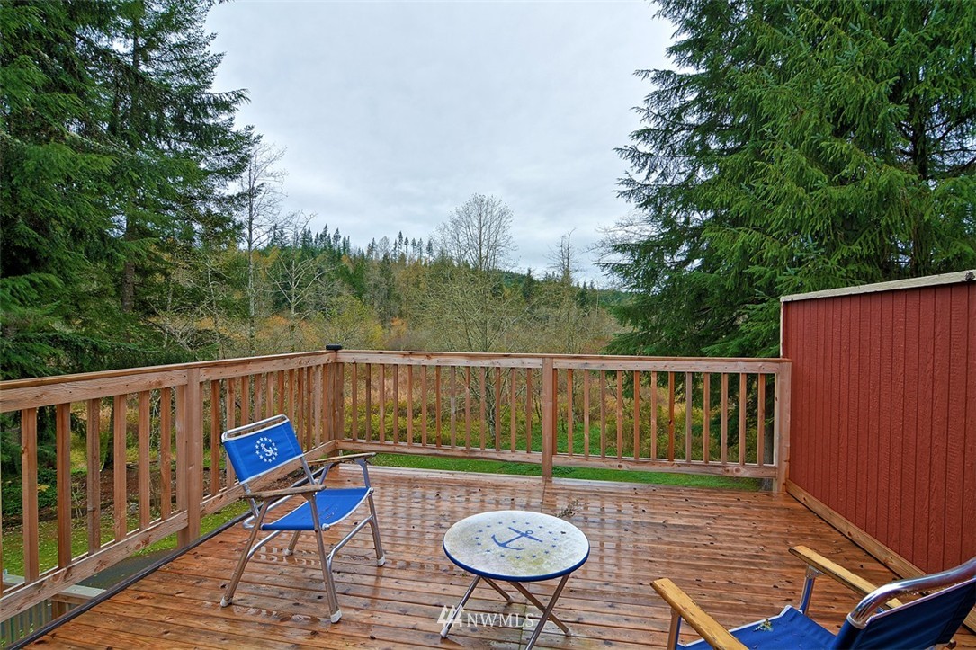 2032 Robe Menzel Road Granite Falls, WA 98252 - Photo 13 of 25