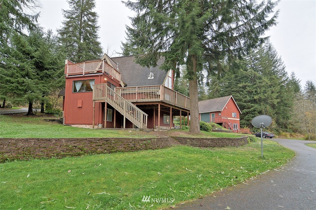2032 Robe Menzel Road Granite Falls, WA 98252 - Photo 15 of 25