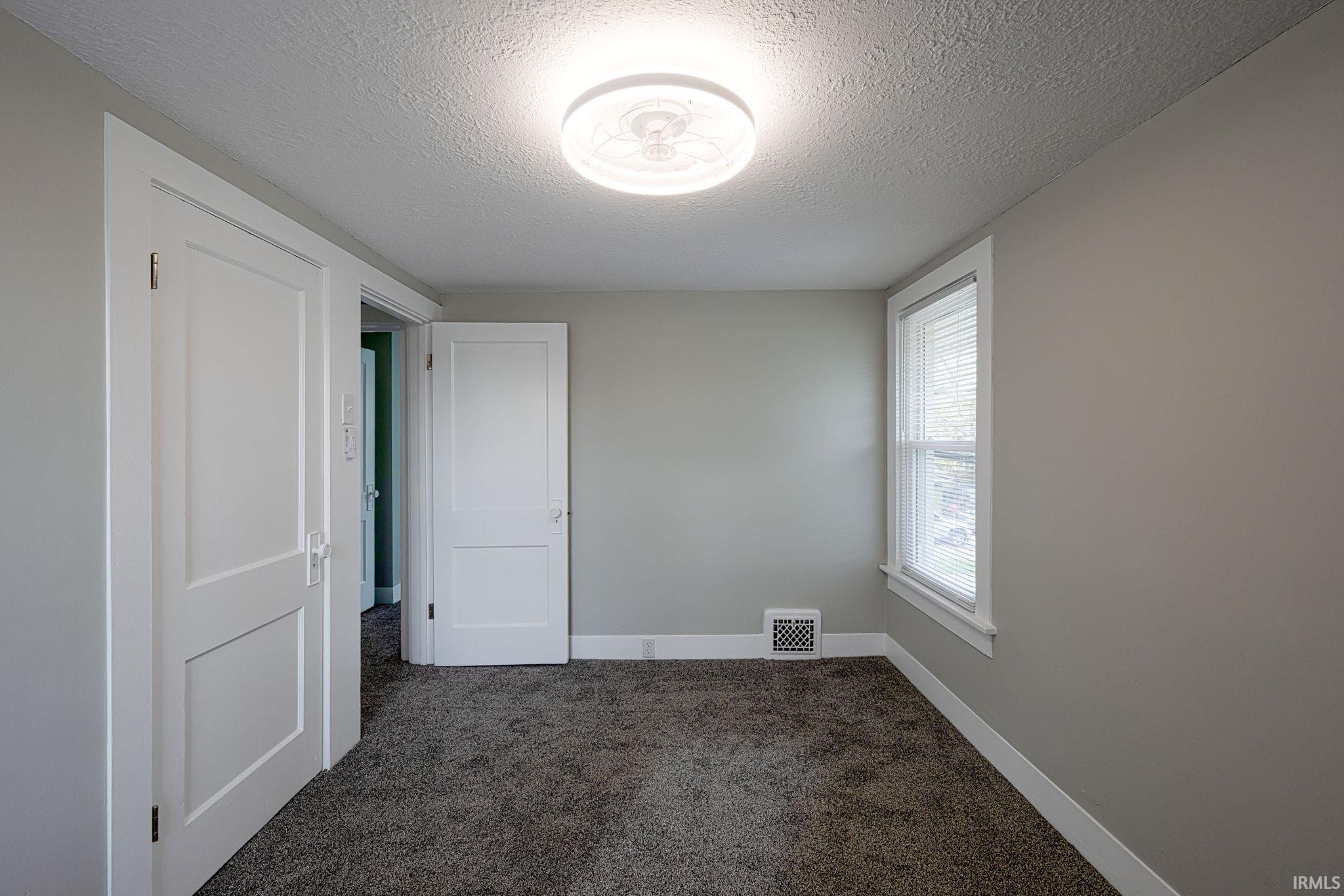 1817 Riedmiller Avenue Fort Wayne, IN 46802 - Photo 23 of 34