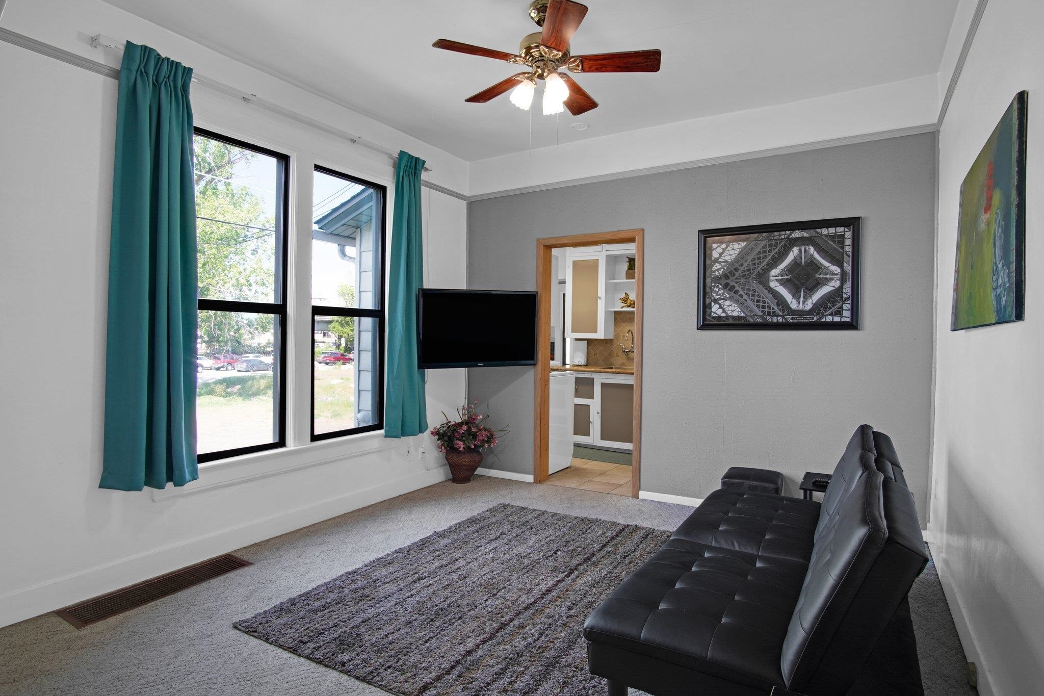 517 South Maple Street Spokane, WA 99204 - Photo 6 of 37